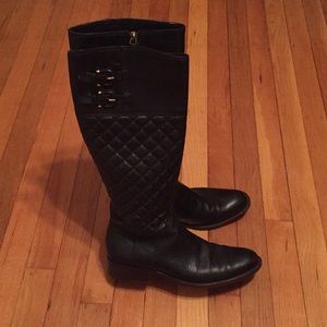 Burberry boots